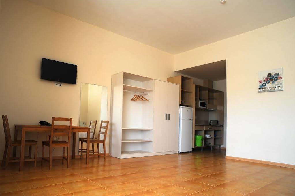 Apartamentos Turisticos Mediterraneo Cartagena Exterior photo